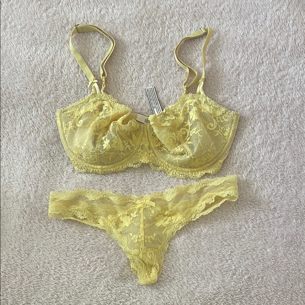 Victoria’s Secret Dream Angels yellow set